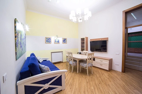3-кімнатна подобово у Львові. Галицький район, пл. Ринок, 7 &mdash; 1001413599 зображення 8