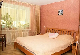 Трехкомнатная посуточно в Черноморске (Ильичёвске). ул. Радостная, 4 &mdash; 1001466353 изображение 4