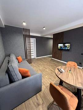 2 rooms daily in Pavlograd. Dneprovskaya St., 557 &mdash; 1001605570 image 8