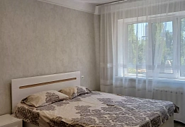 Daily apartments on Darnitsa, Kyiv (3)