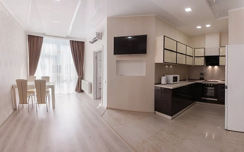 2 rooms daily in Odesa. Primorskiy district, Gagarinskoe Plato, 5б &mdash; 627465045 image 1