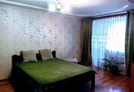 Луцк: квартиры посуточно с балконом (5)