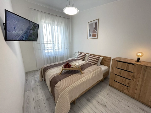 1 room daily in Rivne. Sobornaya St., 348 &mdash; 1001454000 image 1