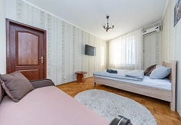 Квартиры посуточно в Дарницком районе (147)