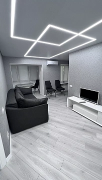 2 rooms daily in Dnipro. Shevchenkivskyi district, Gagarina Ave., 80 &mdash; 1001561003 image 3