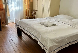 1 room daily in Uzhhorod. SHandora Petefi St., 31 &mdash; 1000938976 image 5