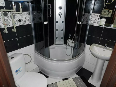 1 room daily in Zaporizhzhia. Voznesenovskij district, Aleksandra Matrosova St., 19 &mdash; 2140882957 image 5