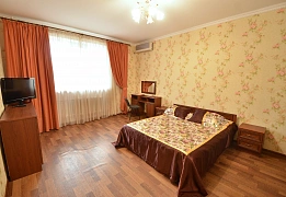 Apartments for daily rent in Mykolayiv near Museum of Shipbuilding and Fleet (17)