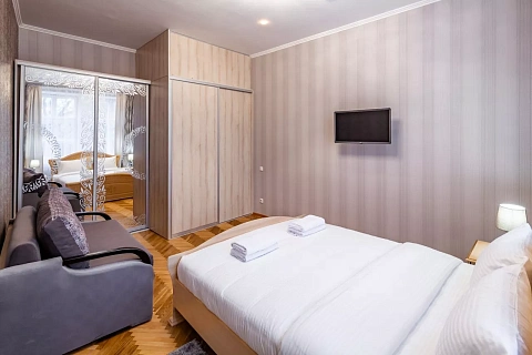 2 rooms daily in Lviv. Galitskiy district, . Svobody Ave., 31 &mdash; 1001012521 image 5